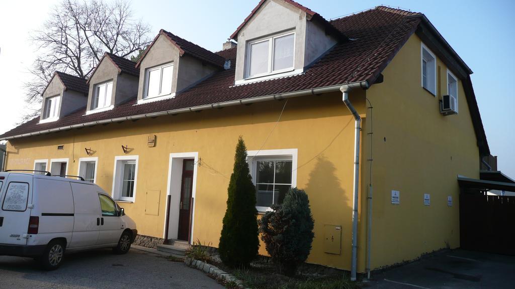 Apartments U Cara Ceske Budejovice Chambre photo