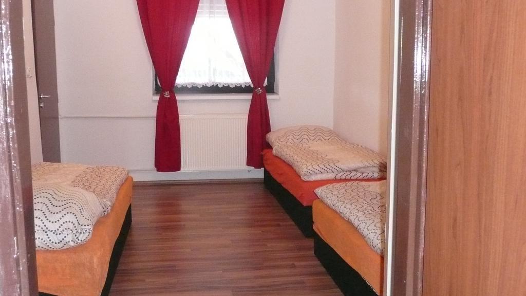 Apartments U Cara Ceske Budejovice Extérieur photo